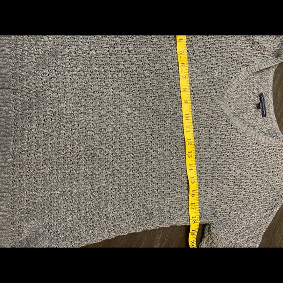 American Eagle Outfitters v neck pullover - Picture 8 of 9